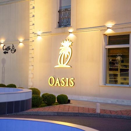 Hotel Oasis Podgorica Ngoại thất bức ảnh