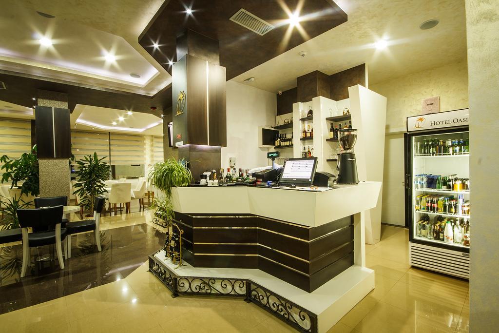 Hotel Oasis Podgorica Ngoại thất bức ảnh