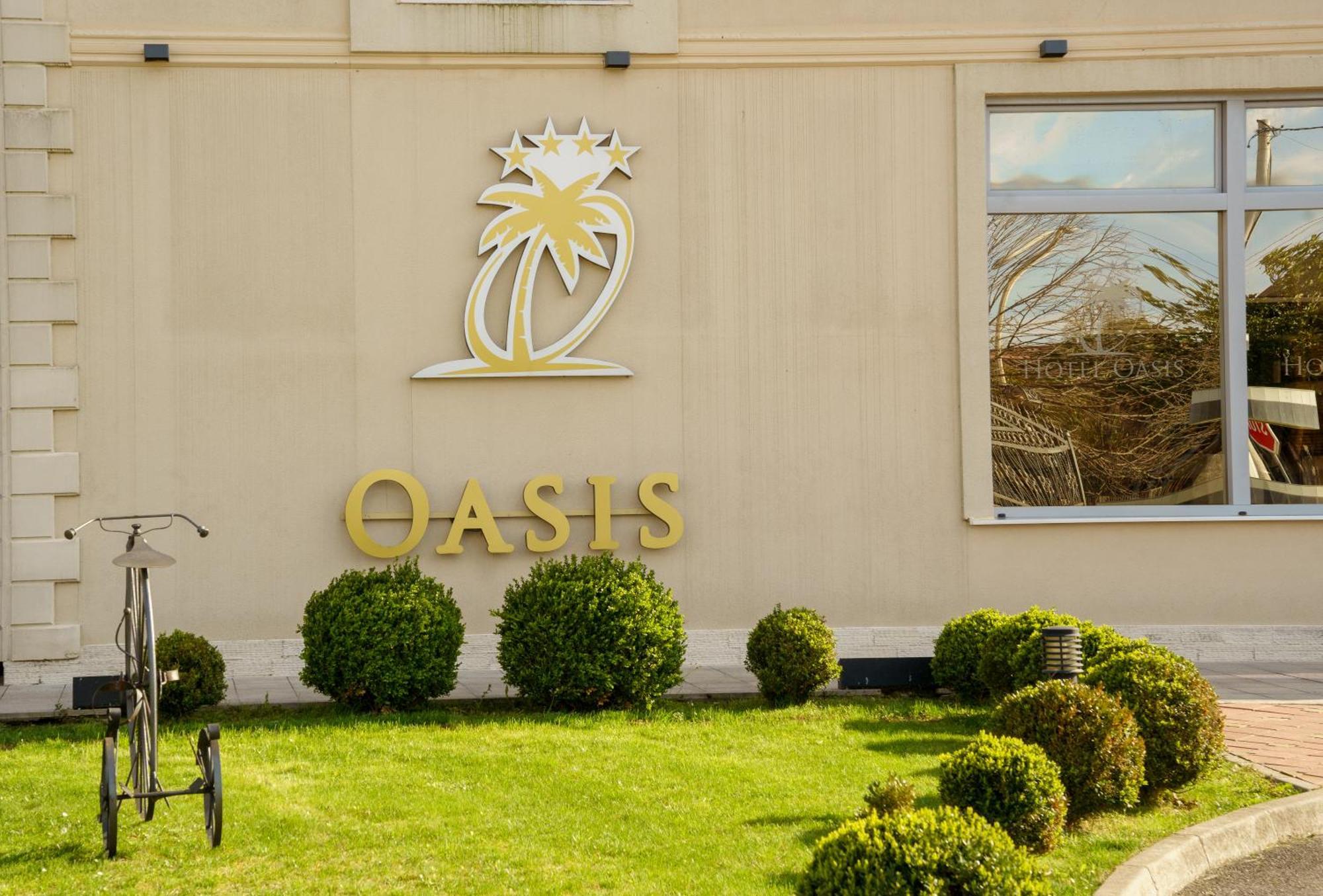 Hotel Oasis Podgorica Ngoại thất bức ảnh