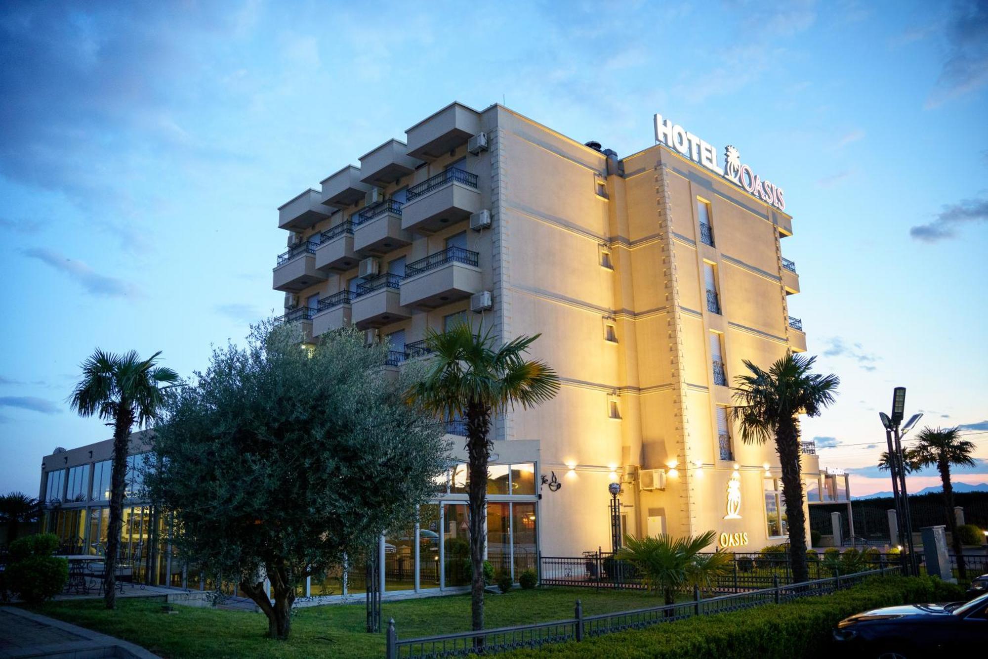 Hotel Oasis Podgorica Ngoại thất bức ảnh