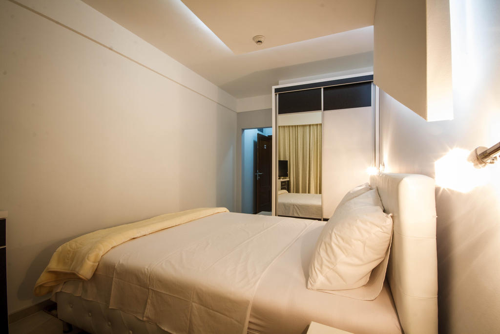 Hotel Oasis Podgorica Ngoại thất bức ảnh